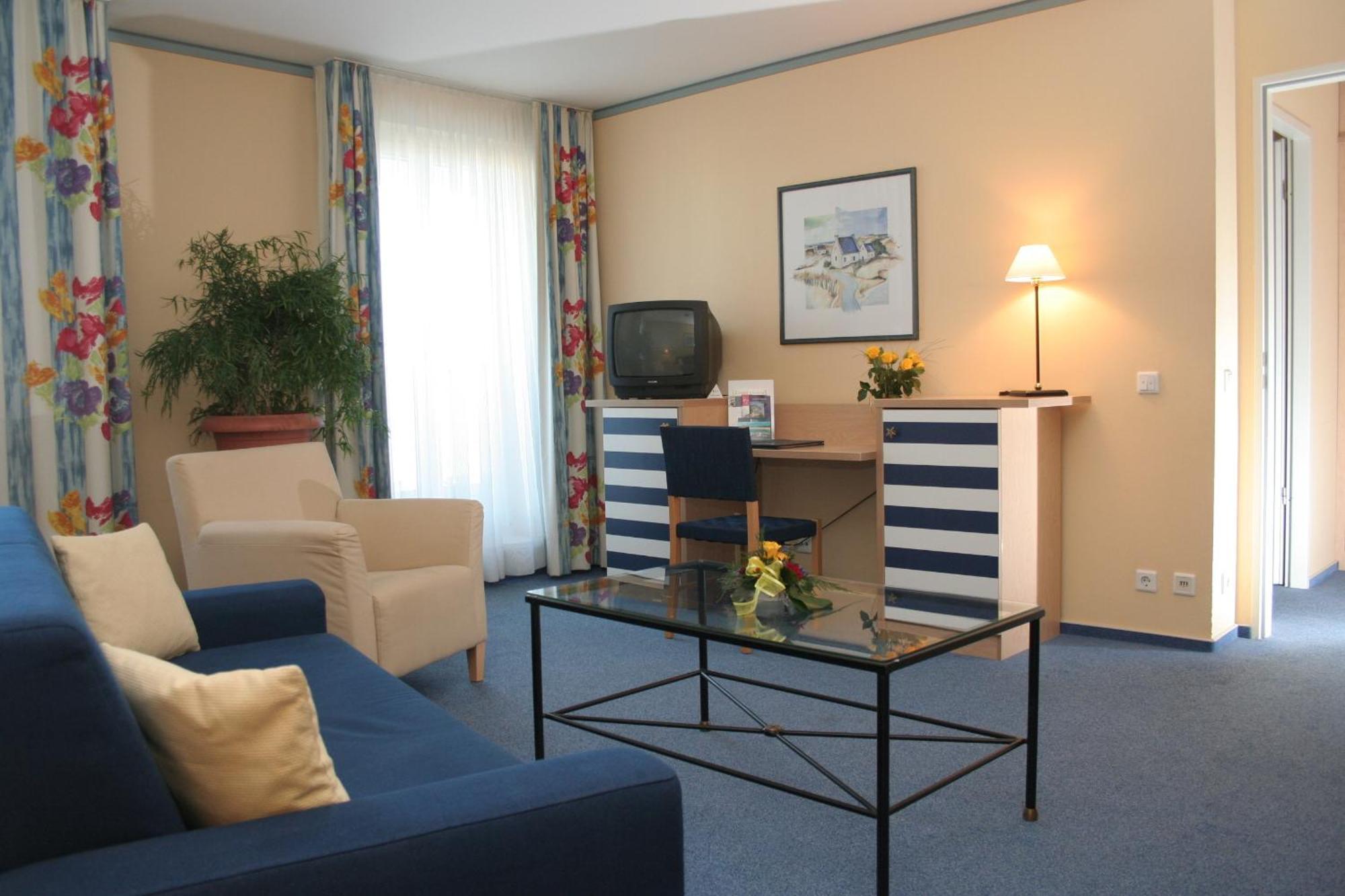 Hotel & Restaurant Seebruecke Zingst Luaran gambar