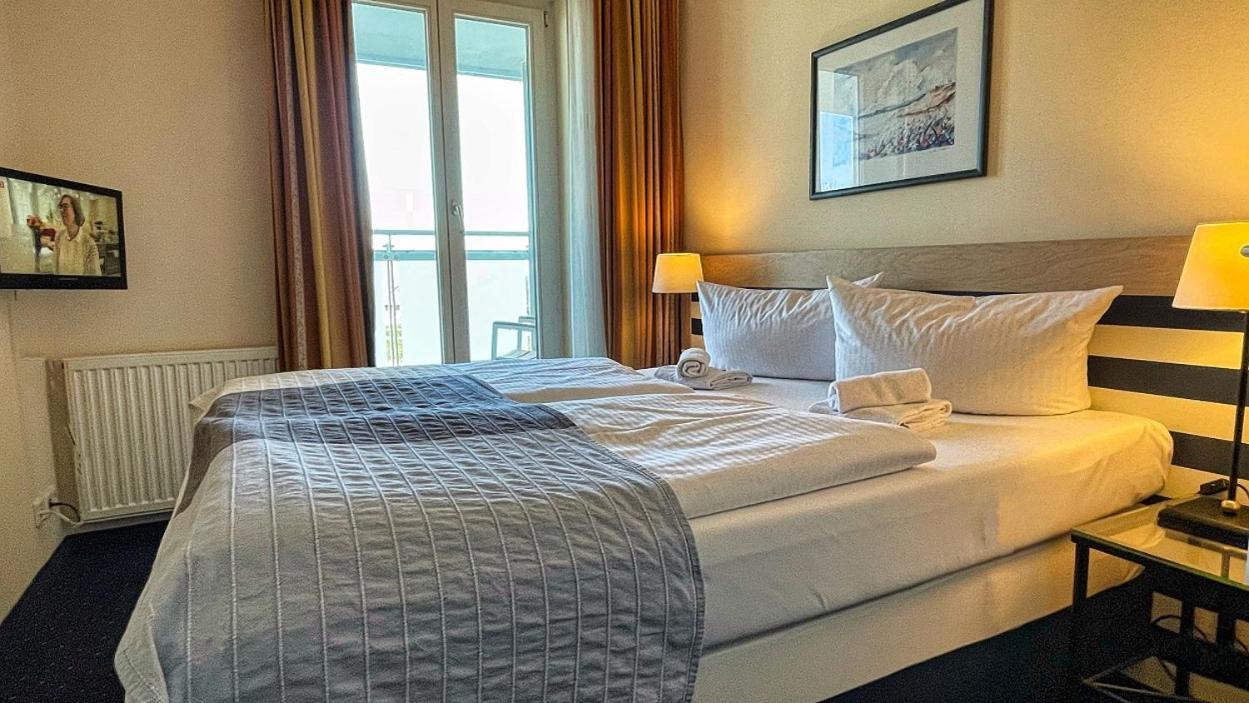 Hotel & Restaurant Seebruecke Zingst Luaran gambar