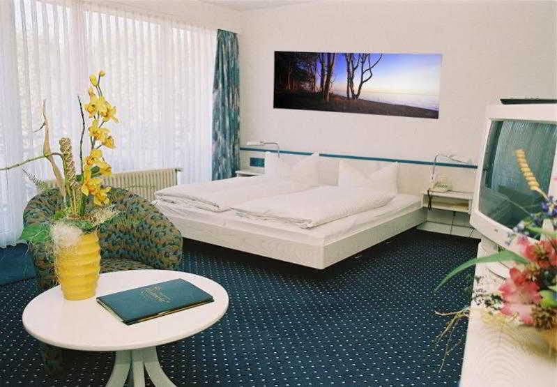 Hotel & Restaurant Seebruecke Zingst Luaran gambar